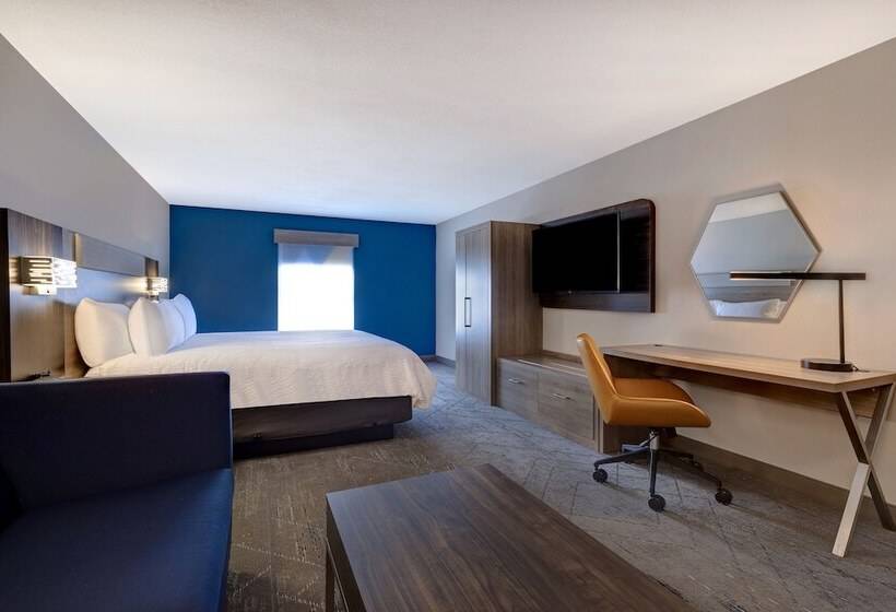 סוויטה, Holiday Inn Express & Suites Central Omaha, An Ihg