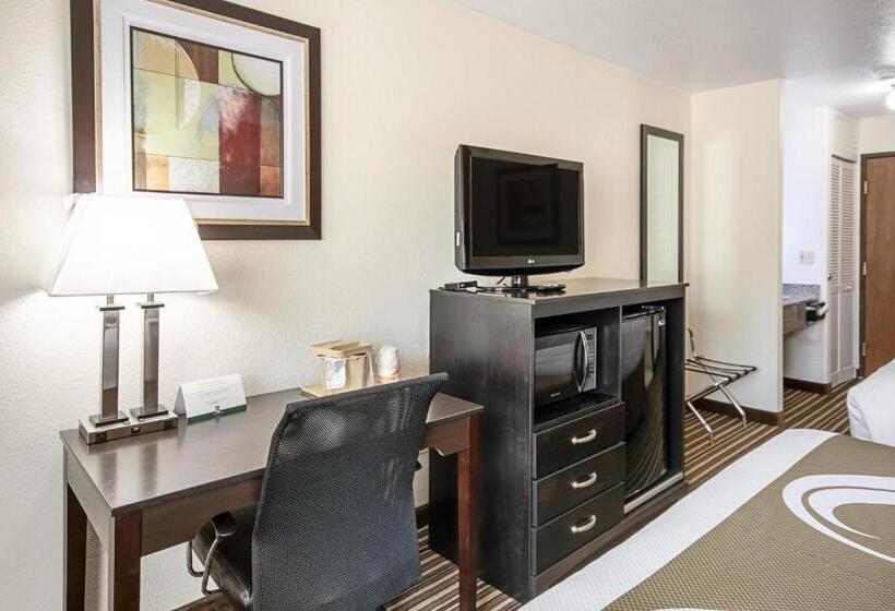 Номер Стандарт, Quality Inn