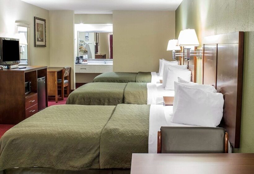 스위트, Quality Inn Selma   Smithfield