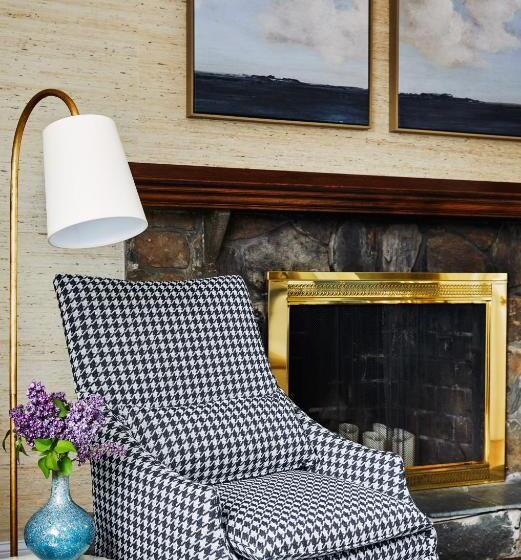 جناح, The Cliffside Inn