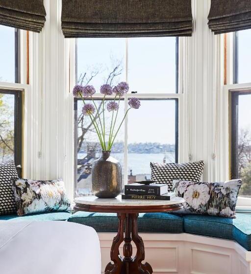 غرفة قياسية, The Cliffside Inn