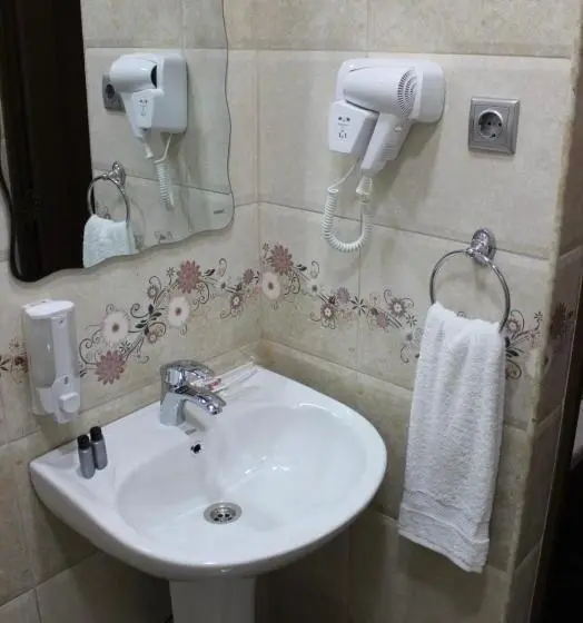 اتاق استاندارد, N1