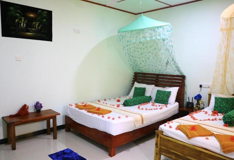 غرفة عائلية مطلّة علي الجبل, Panoramic Royal Villa