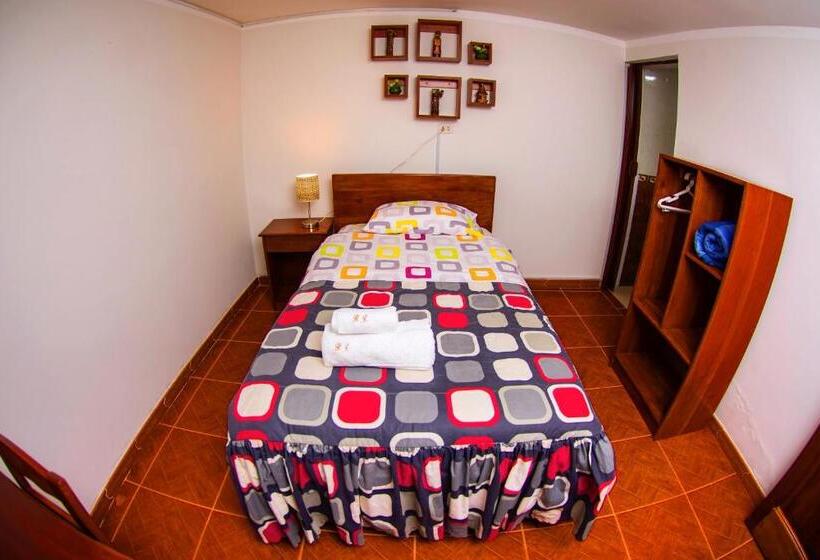 اتاق استاندارد یک نفره, Miski Warak