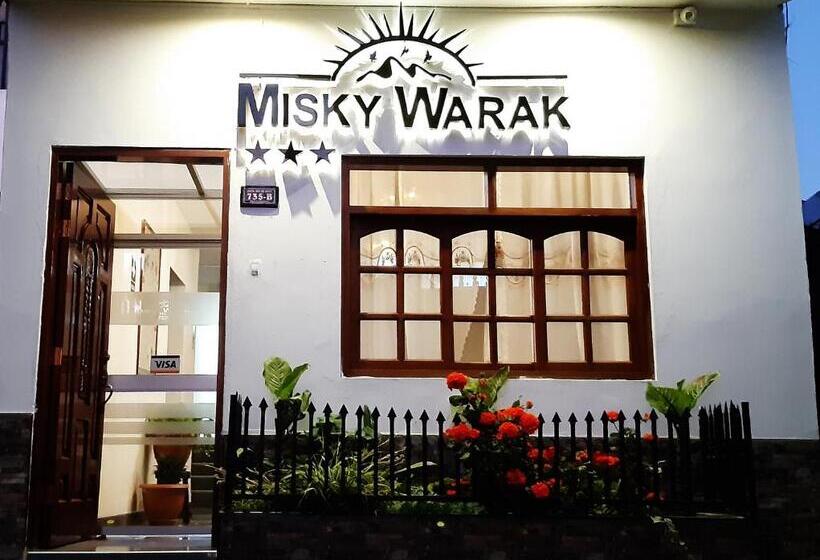스탠다드 트리플 룸, Miski Warak