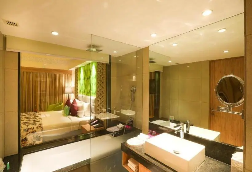 デラックススイート, Regenta Resort Belagavi
