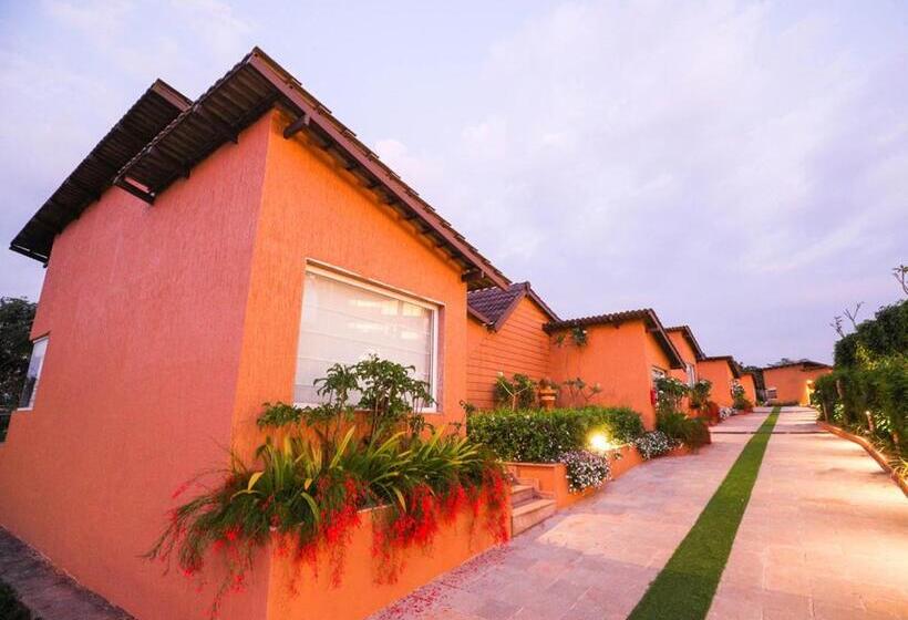 غرفة إدارية سرير كينج, Regenta Resort Belagavi