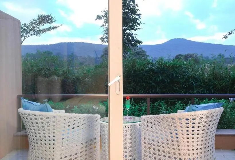 ビラホテル１ベッドルーム, Regenta Resort Belagavi