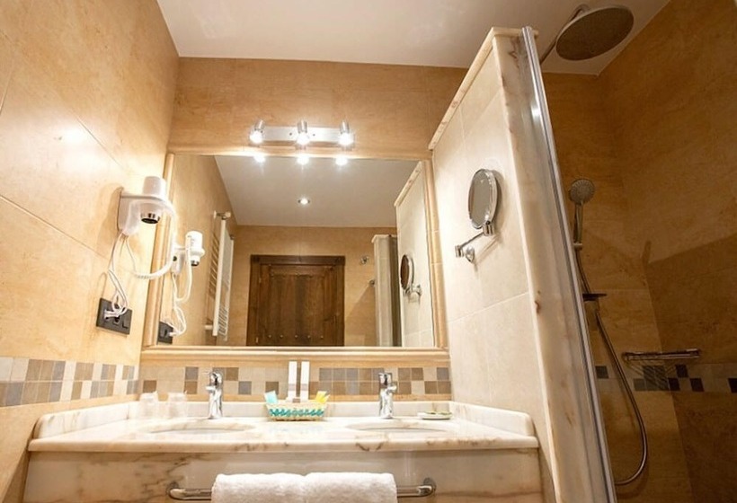 غرفة قياسية, Cerro La Nina