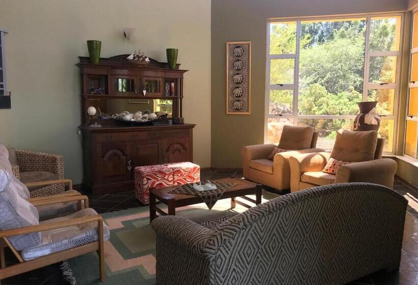 خانه 1 خوابه, The Farmhouse