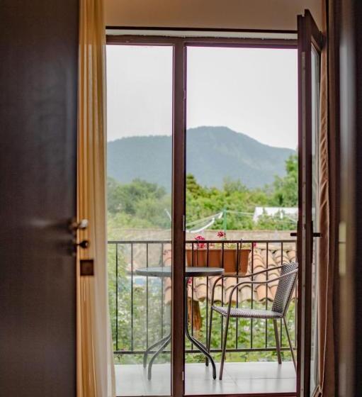 اتاق استاندارد, Vineyard Hotel & Winery