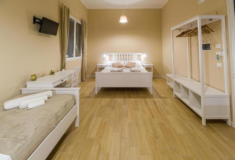 四人标准间, Stabile Hospitality