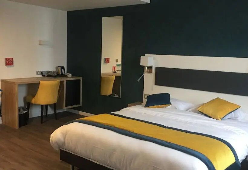スタンダードトリプルルーム, B&b Hotel Brumath Bernolsheim