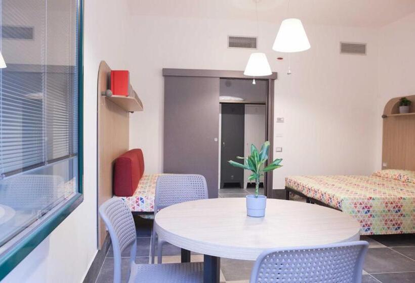 غرفة كومفورت ثلاثية, Ostello Alfieri 2