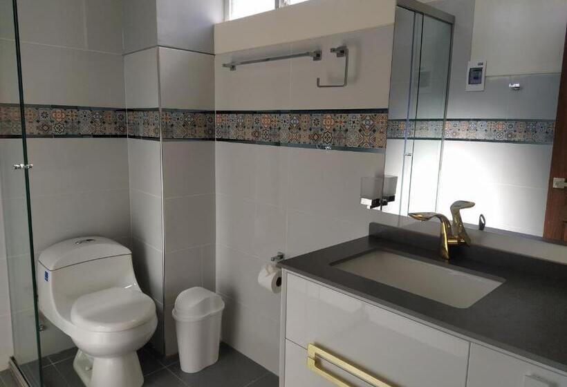 اتاق خانوادگی, Hostal Alvasar