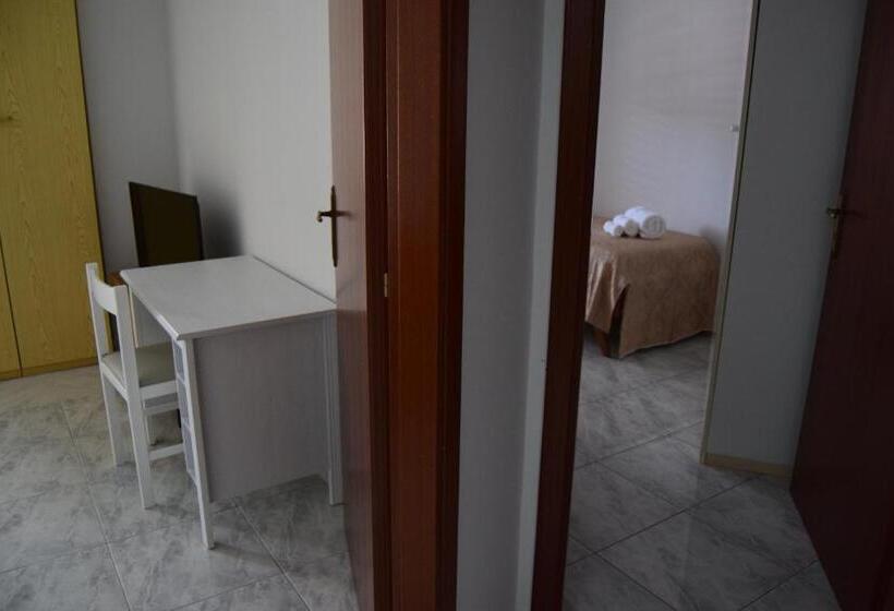 スタンダード４人部屋, La Quercia B&b