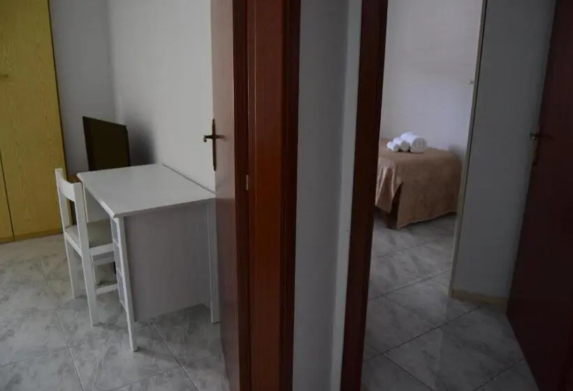 スタンダード4人部屋, La Quercia B&b