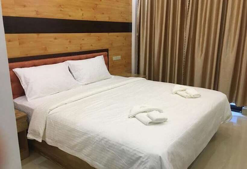 اتاق استاندارد یک تخته با بالکن, Primera