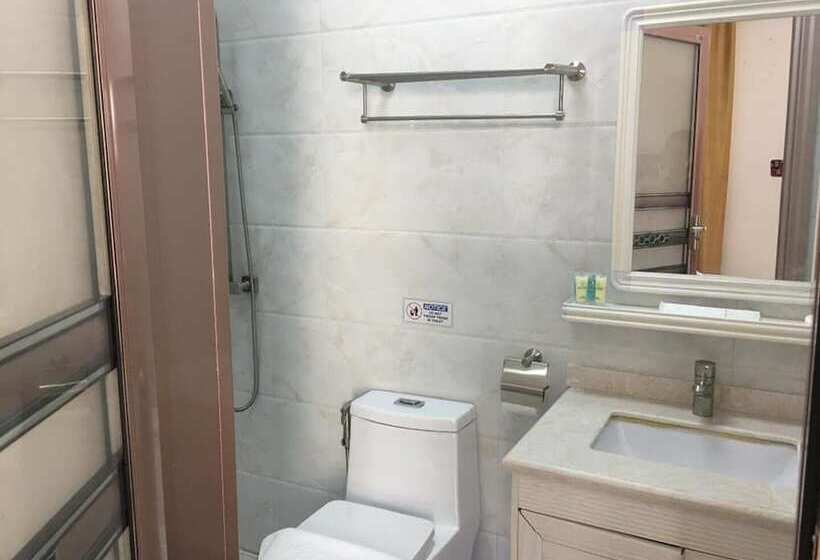 اتاق لوکس, Primera
