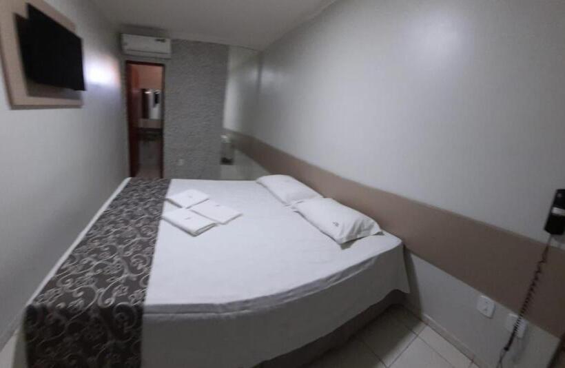 标准间, Via Oeste