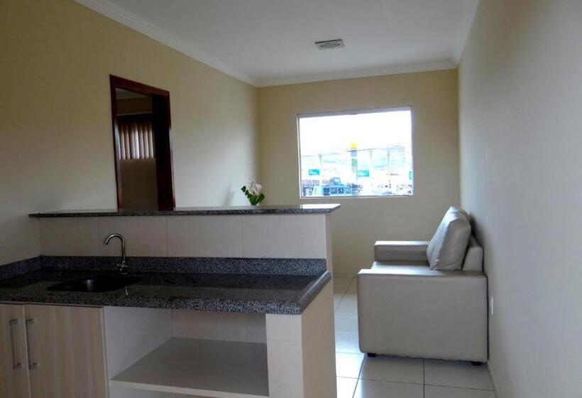 高级大房间, Via Oeste