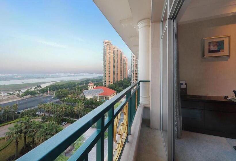 Deluxe room with river view, Ming Cheng Hotel Fuzhou