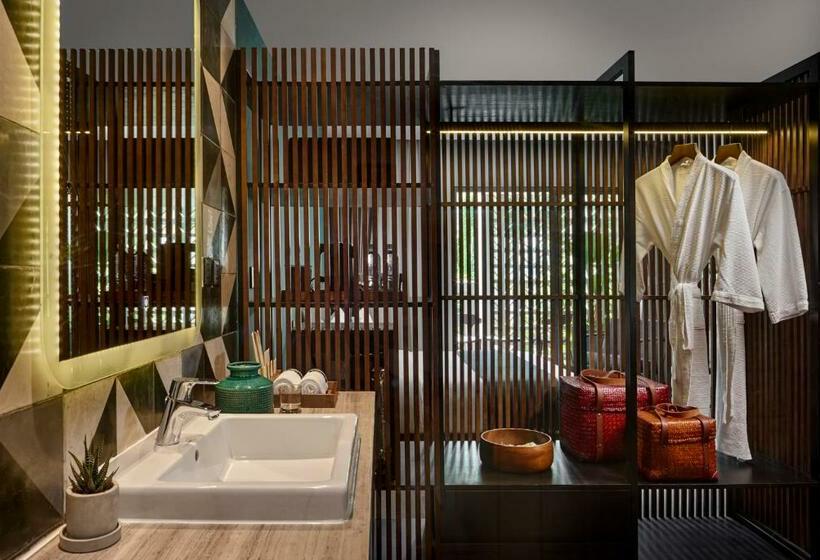 חדר סופריור נוף לבריכה, Baitong Hotel & Resort Phnom Penh