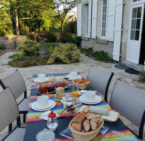 غرفة قياسية مطلّة علي الحديقة, La Blanchetière