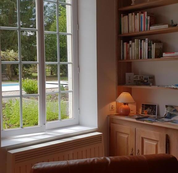 غرفة قياسية مطلّة علي الحديقة, La Blanchetière