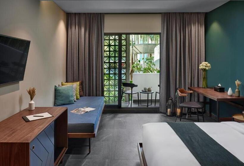 חדר דלוקס נוף בריכה, Baitong Hotel & Resort Phnom Penh
