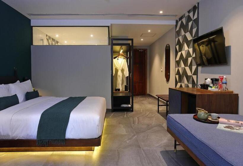 Номер Deluxe с Террасой, Baitong Hotel & Resort Phnom Penh