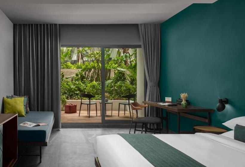 חדר דלוקס עם מרפסת טרסה, Baitong Hotel & Resort Phnom Penh