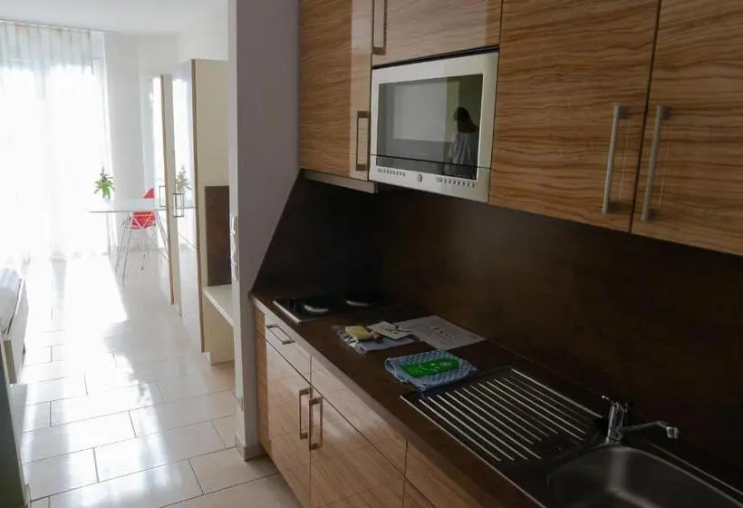 Apartament Superior 1 Dormitori, First Apart