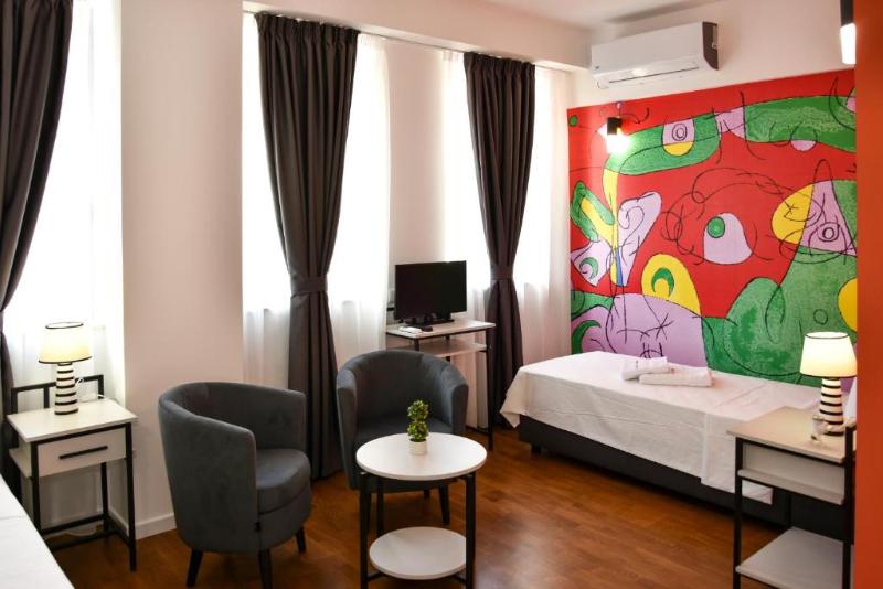 اتاق استاندارد, Osten Art