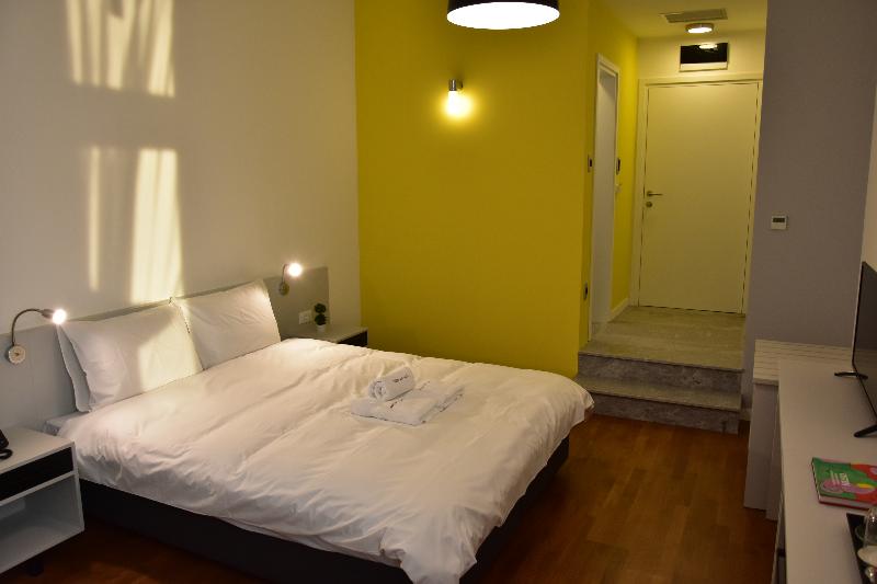 اتاق استاندارد, Osten Art