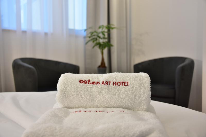 اتاق استاندارد, Osten Art