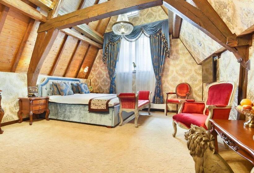 غرفة ديلوكس, The Stamp