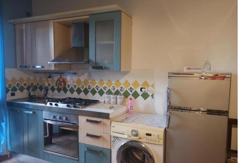 テラス付き１ベッドルームアパートメント, Affittacamere Albafiorita