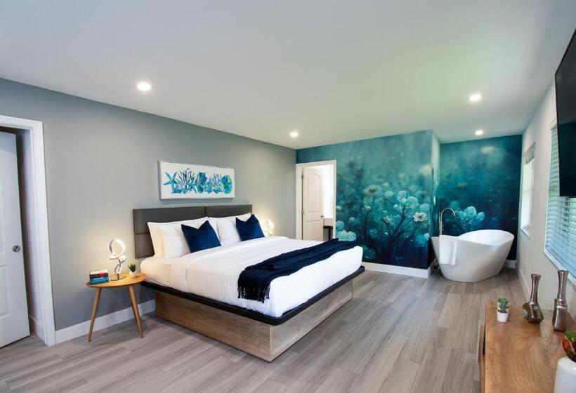 듀플렉스 스위트, The Lauderdale Boutique