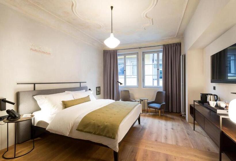 اتاق لوکس, Goldenstern Townhouse