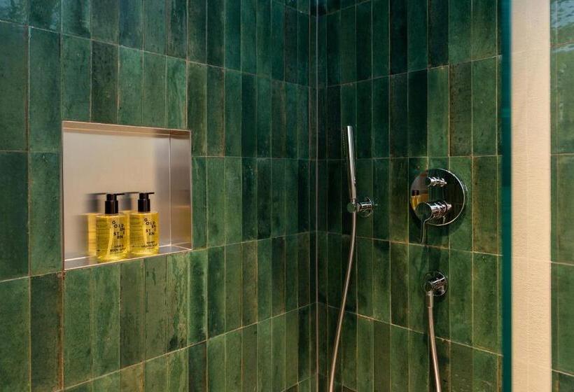 اتاق استاندارد, Goldenstern Townhouse