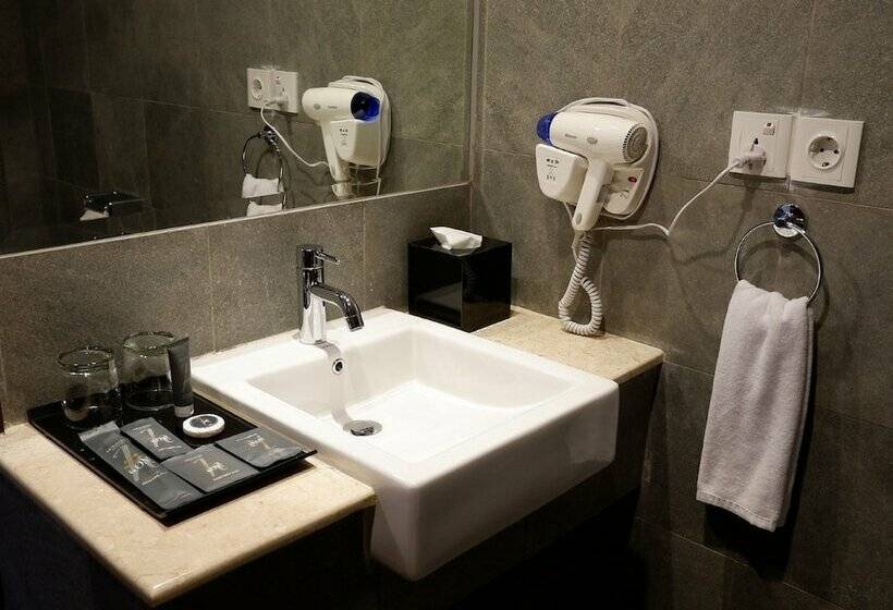 Номер Deluxe, Horison Ultima Bhuvana Ciawi