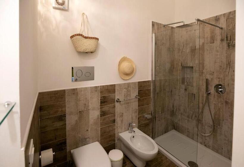 Трехместный Номер Deluxe, Cocciu D'amuri