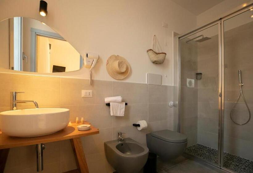 Четырехместный Номер Deluxe, Cocciu D'amuri