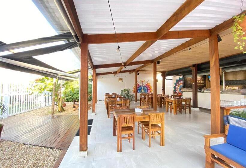 스탠다드 트리플 룸 풀장 전망, Pousada Pono Village