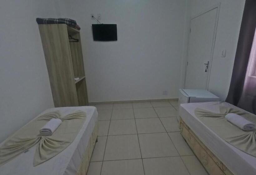 标准间, Mao De Fatima