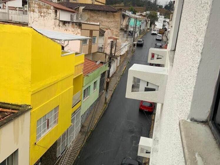 经典四人房间, Mao De Fatima