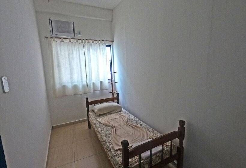 四人标准间, Mao De Fatima