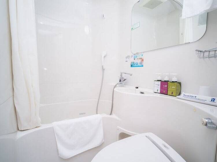 Camera Standard, Super Hotel Aomori