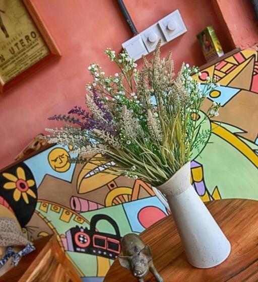 غرفة ديلوكس, Candy Pepper